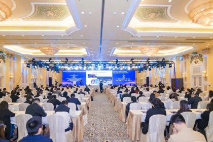 “AIE未来视听领袖峰会”在澳门举办，聚焦AI+AR新范式