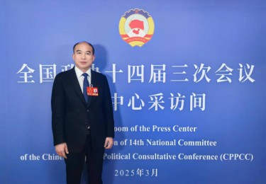 全国政协委员洪杰：推广房屋体检和维修制度 推动产业转型升级