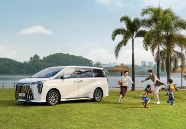 “一字头”带来的不止是值：2026款M8 HEV为什么越卖越火？