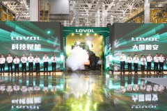 中国智造 链接世界丨全球价值客户见证雷沃智慧农业智能拖拉机制造基地投产