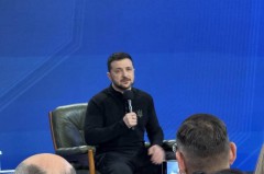 乌克兰总统泽连斯基称将与美国总统特朗普举行会谈 