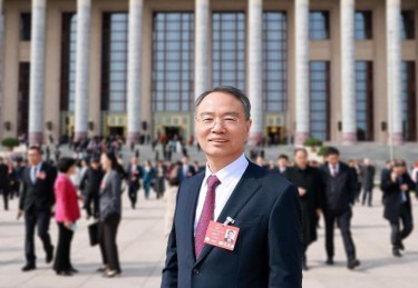 全国人大代表徐冠巨：科技创新激发民营企业发展新活力