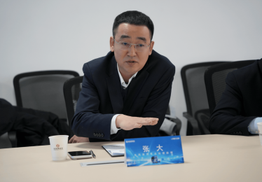 当50亿投入遇见“听劝”文化：东风商用车的硬核实力与柔软初心