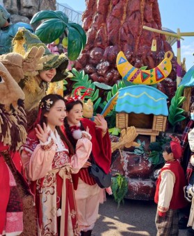 上海海昌公园迎节日大客流，全天有超百场演艺活动 