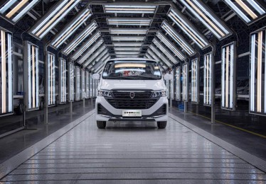 金杯海狮王CNG下线 焕新战略落地