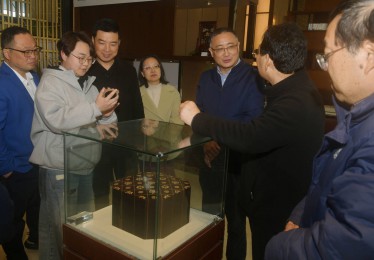 见证大师匠心！30余件骨木镶嵌艺术精品展在宁波开展 